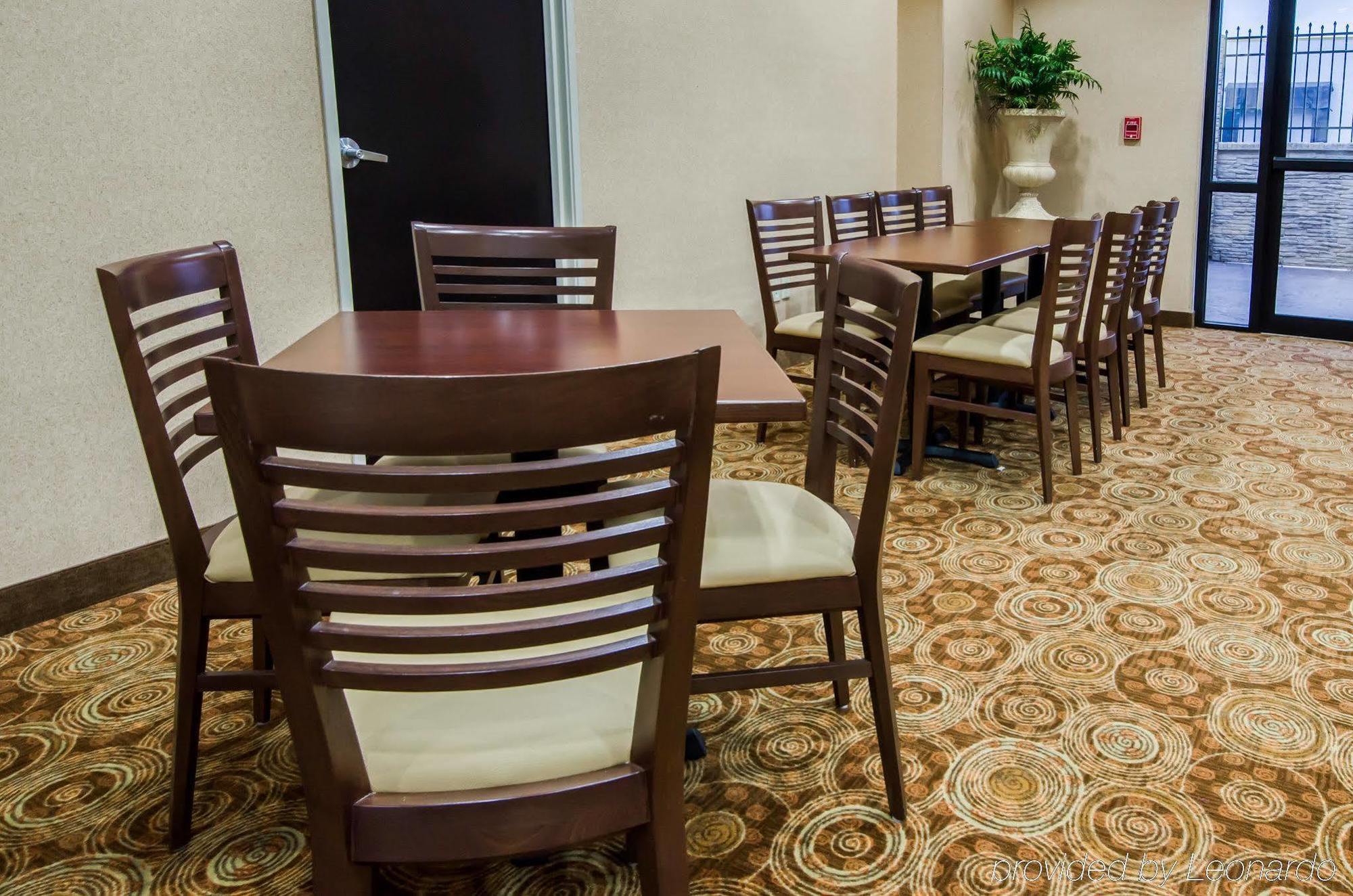 Sleep Inn & Suites And Conference Center Downtown Ινδιανάπολη Εξωτερικό φωτογραφία