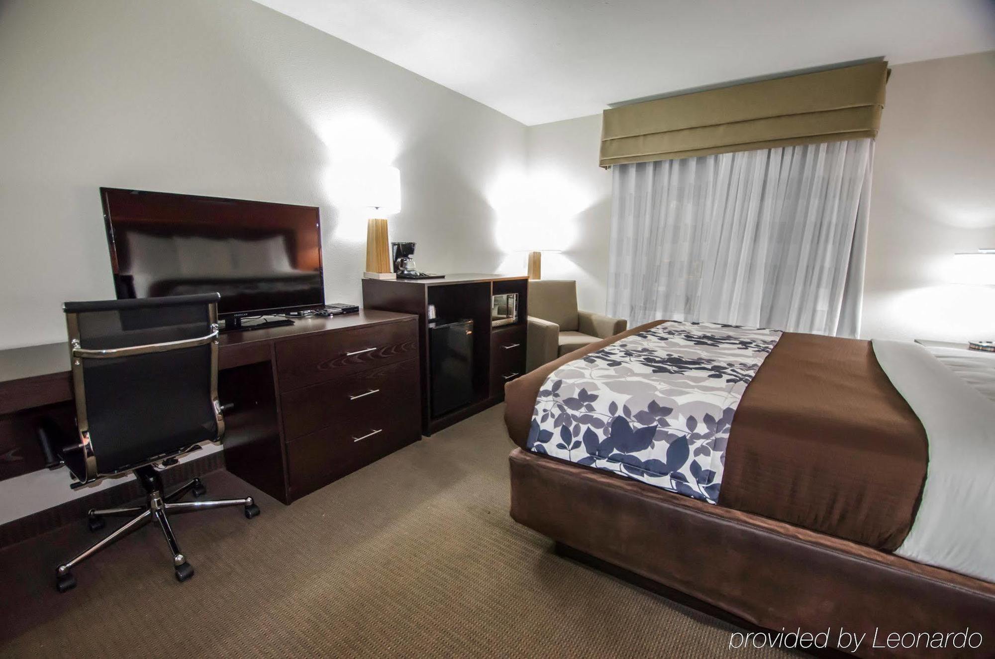 Sleep Inn & Suites And Conference Center Downtown Ινδιανάπολη Εξωτερικό φωτογραφία